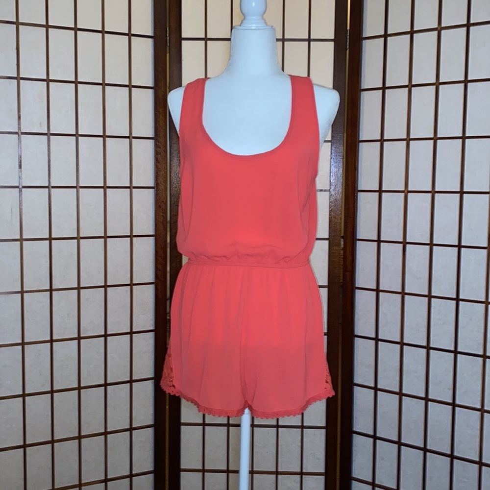 NWT Womens Lace Romper Medium